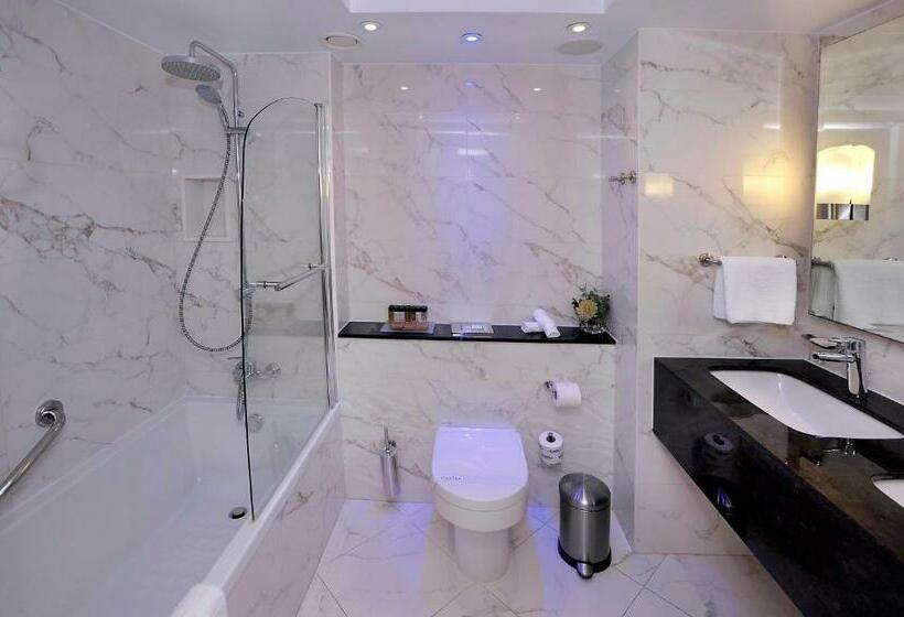 Полулюкс с Бассейном, Olympic Lagoon Resort Paphos