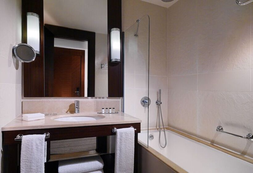 اتاق لوکس, Sheraton Batumi