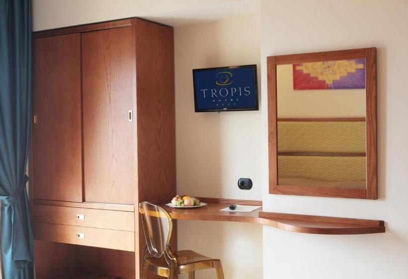 スタンダードルーム, Tropis