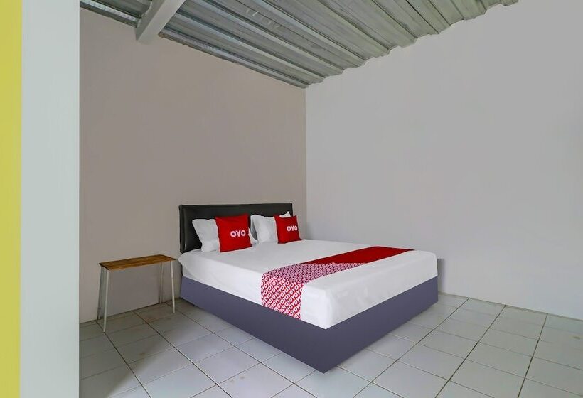 Номер Стандарт, Oyo 90809 Homestay Black Pink Merah Jambu