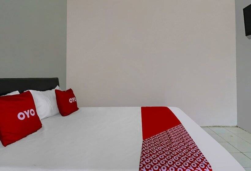 Номер Стандарт, Oyo 90809 Homestay Black Pink Merah Jambu