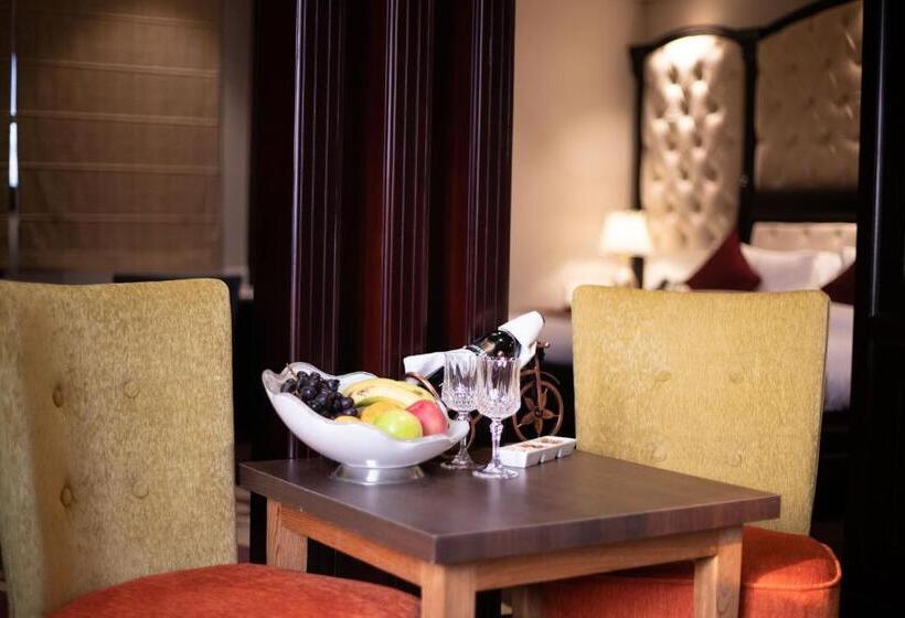 سوئیت با تخت بزرگ, Pabera Heritage Boutique