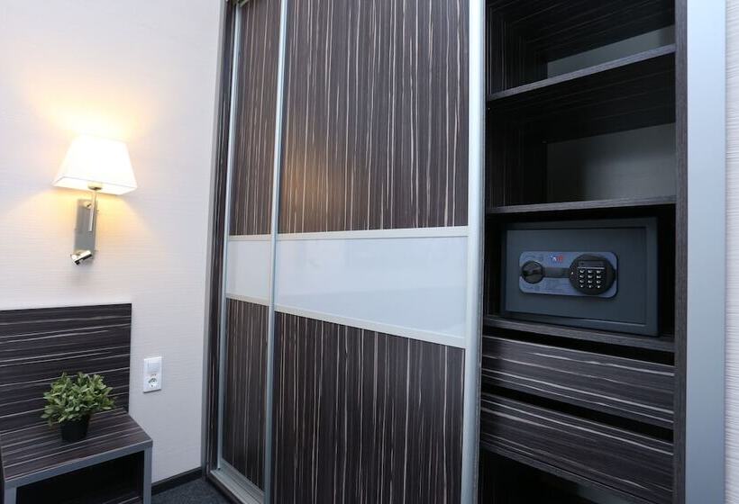 컴포트 룸, City Hotel Sova