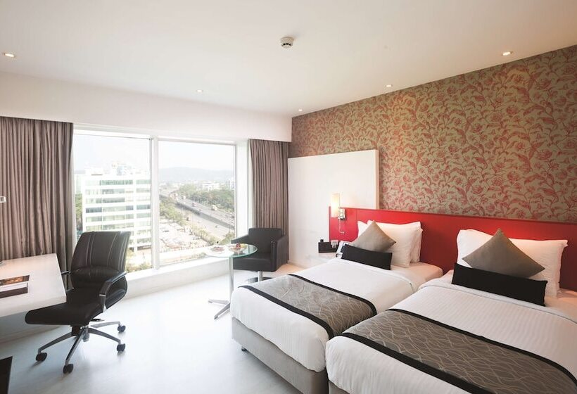 Номер Deluxe, Country Inn & Suites By Radisson Navi Mumbai