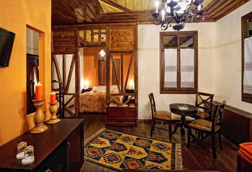 سوییت, Orologopoulos Mansion Luxury