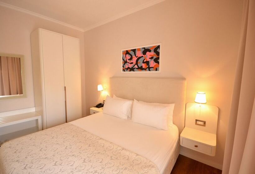 标准间带阳台, Sar Otel Boutique