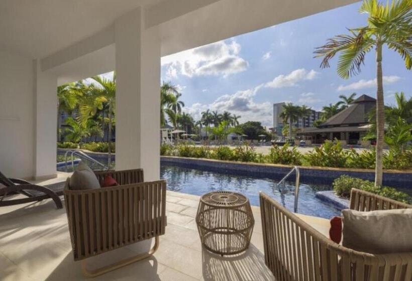 Президентский Люкс, Hideaway At Royalton Blue Waters, An Autograph Collection All Inclusive Resort   Adults Only