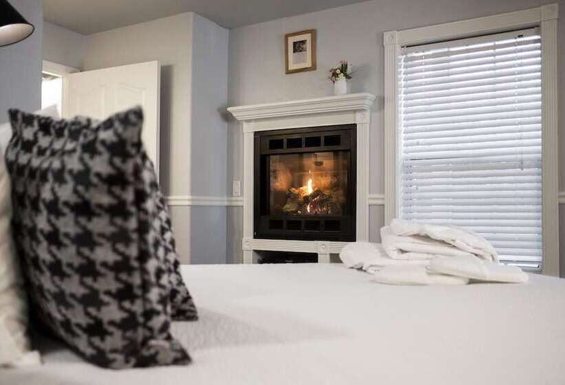 Номер Deluxe, Hounds Tooth Inn