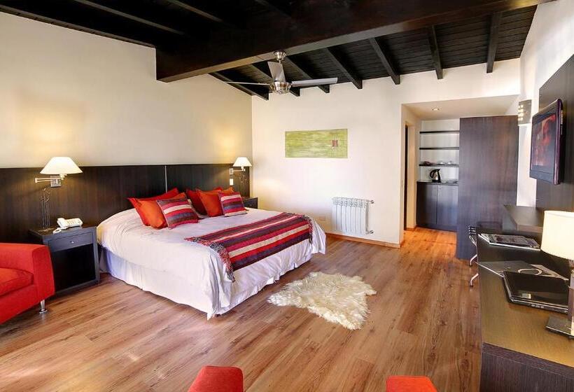 جناح جونيور, Monasterio Hotel Boutique