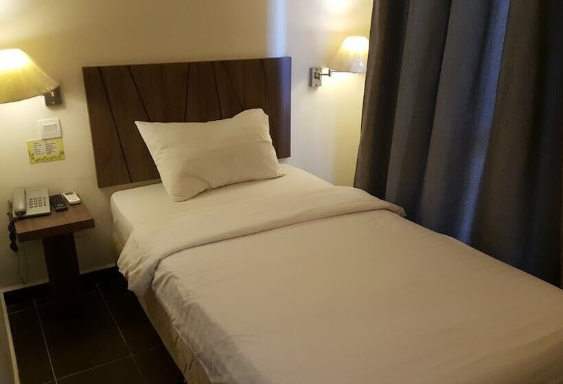 Номер Стандарт Индивидуальный, 9 Square Hotel   Kota Damansara