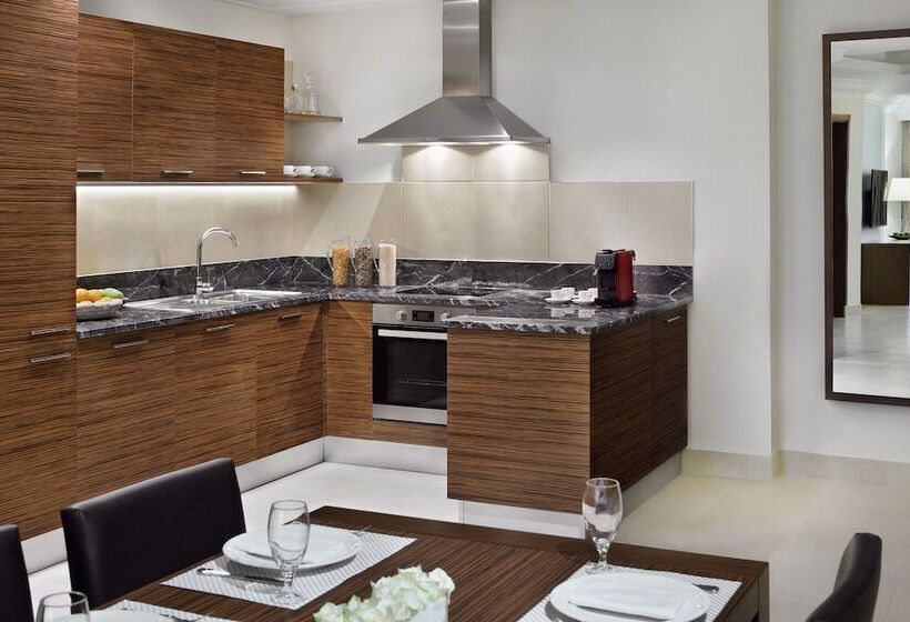 Апартаменты 3 Спальни, Marriott Executive Apartments Al Khobar