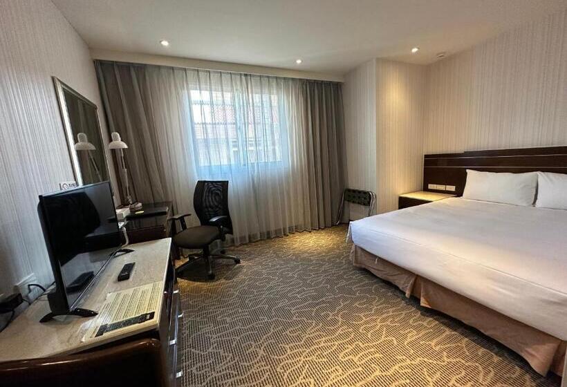 اتاق لوکس, Young Soarlan Hotel   Tainan