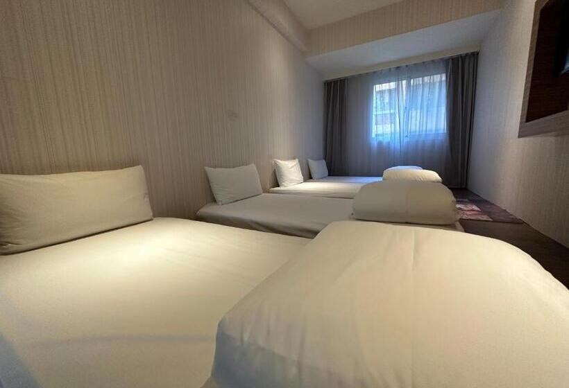 اتاق لوکس خانوادگی, Young Soarlan Hotel   Tainan