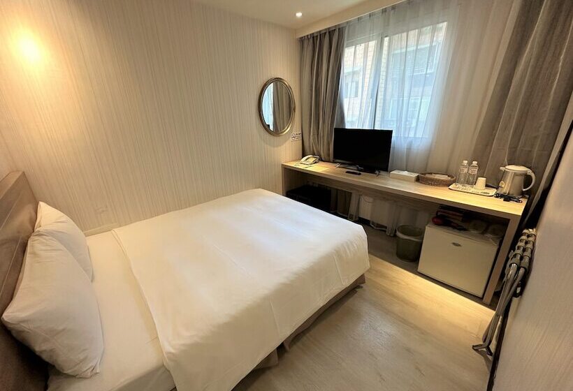 اتاق استاندارد, Young Soarlan Hotel   Tainan