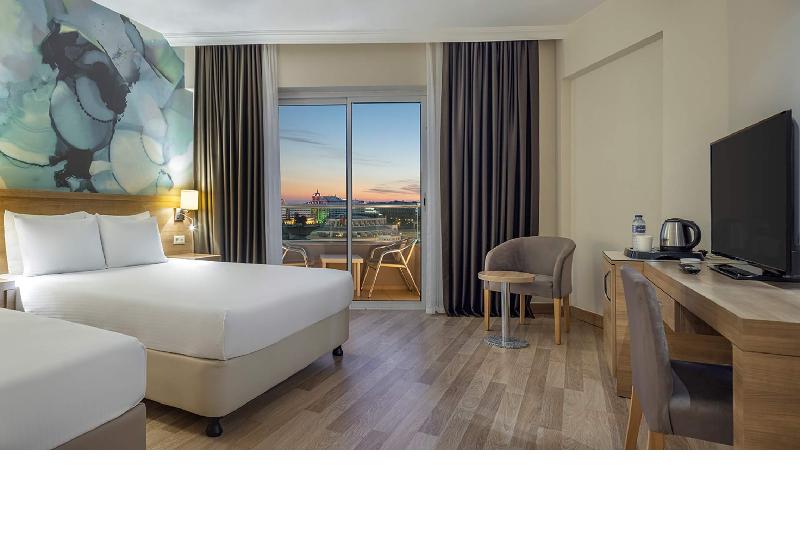Номер Superior, Wyndham Garden Lara