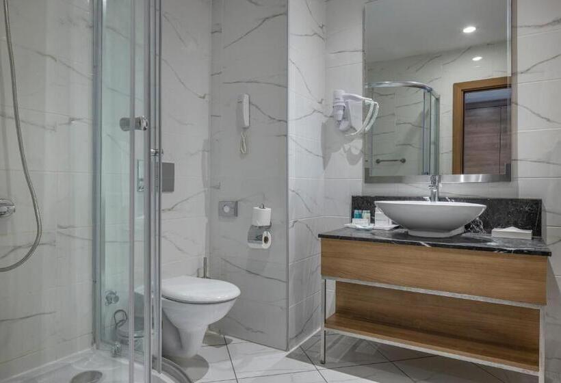 Номер Superior, Wyndham Garden Lara