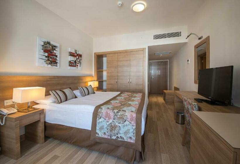 Номер Стандарт, Wyndham Garden Lara