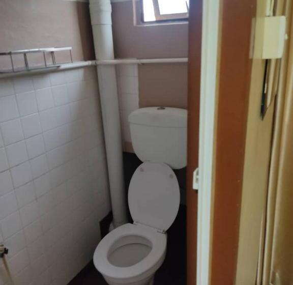 Номер Стандарт Трехместный, Marina Hotel Kemaman