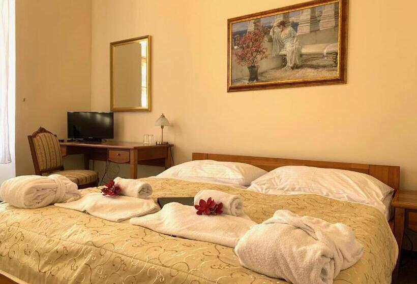 Номер Deluxe, Wellness Hotel Rezidence