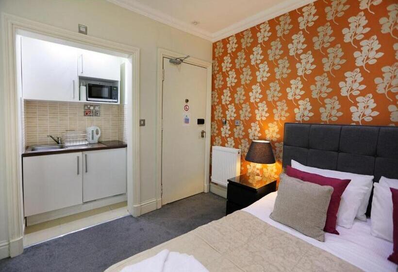 Полулюкс, Palmerston Suites