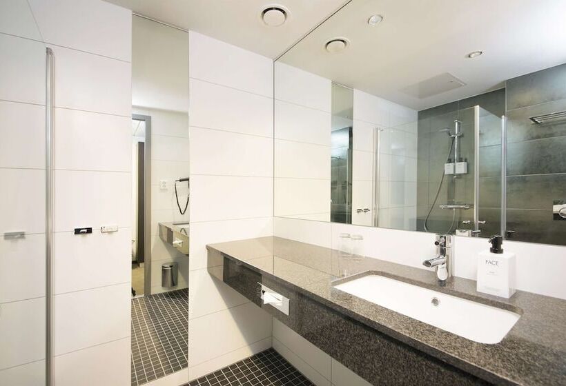 Chambre Standard, Scandic ørnen