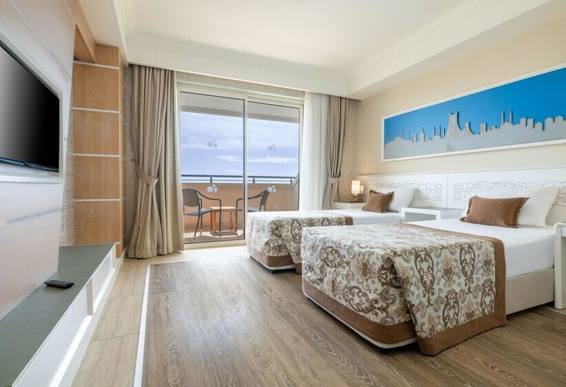Oldal Tengerre Néző Családi Szoba, Crystal Sunset Luxury Resort & Spa - Ultimate All Inclusive