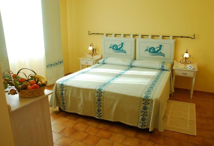 اتاق خانوادگی, Le Nereidi Hotel & Residence Con Piscina Tennis Fitness Parcheggio Coperto Sala Conferenze