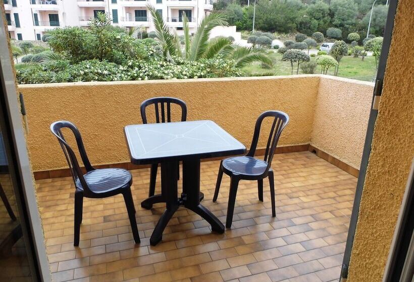 آپارتمان کامفورت 2 خوابه, Le Nereidi Hotel & Residence Con Piscina Tennis Fitness Parcheggio Coperto Sala Conferenze