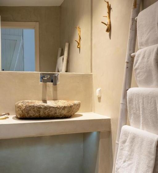 Triple Room Sea View, Levantes Ios Boutique