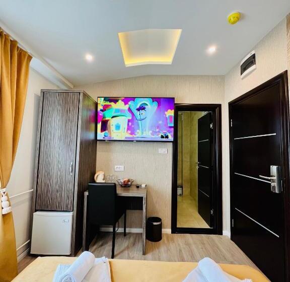 اتاق اکونومی, Side One Design Hotel Garni