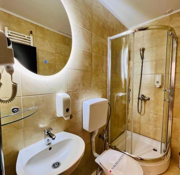 اتاق اکونومی, Side One Design Hotel Garni