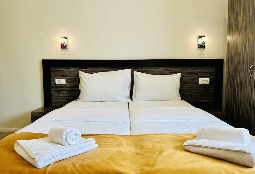 اتاق اکونومی, Side One Design Hotel Garni