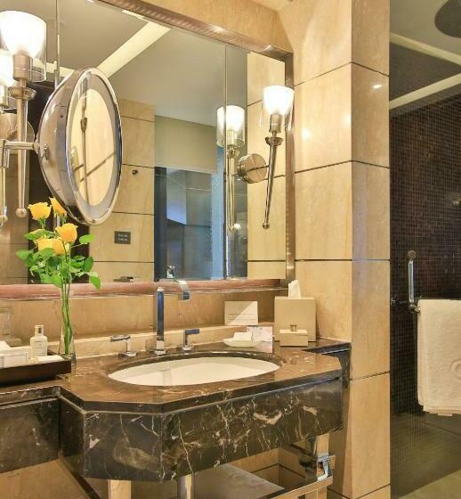 اتاق پرمیوم, The Leela Ambience Convention Hotel Delhi