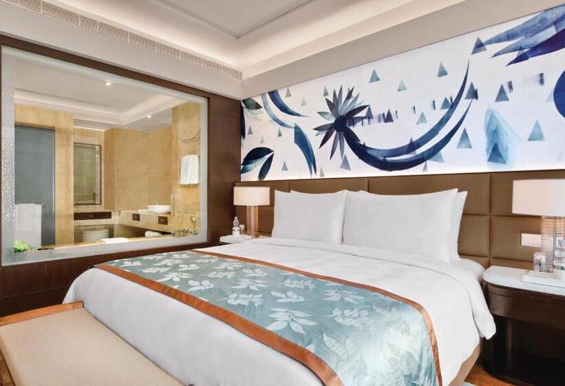اتاق لوکس, The Leela Ambience Convention Hotel Delhi