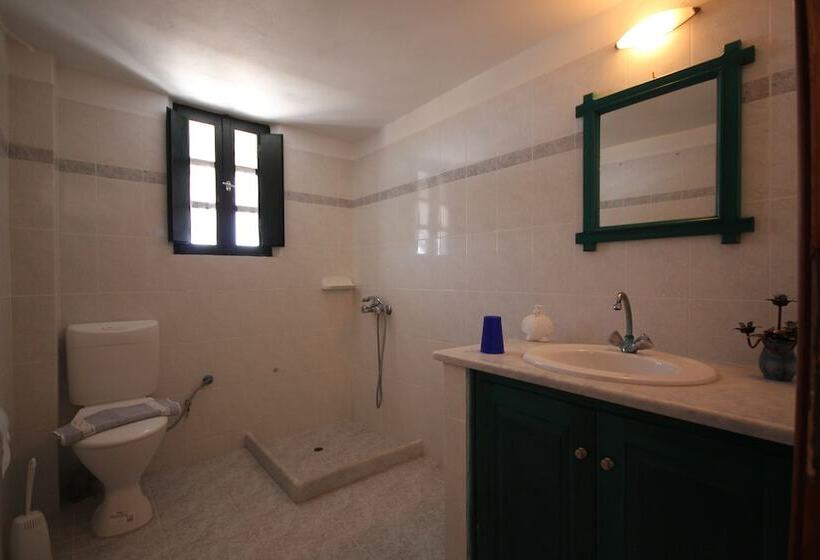 استودیوی استاندارد با چشمانداز دریا, Vrachia Studios & Apartments