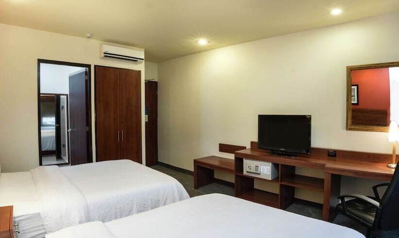 ２ダブルベッドのスタンダードルーム, Hampton Inn By Hilton San Juan Del Rio