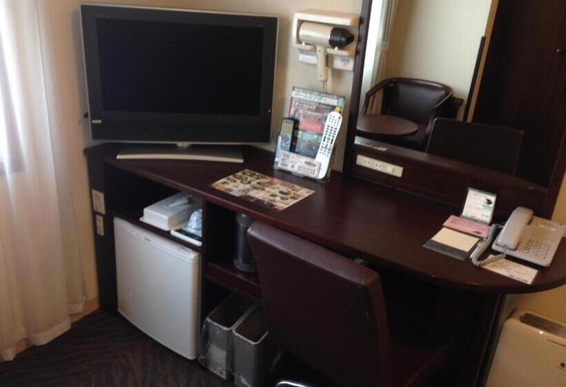 Номер Стандарт, Route Inn Hirosaki Ekimae