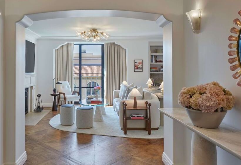 Люкс с Террасой, The Maybourne Beverly Hills, Maybourne Hotel Collection