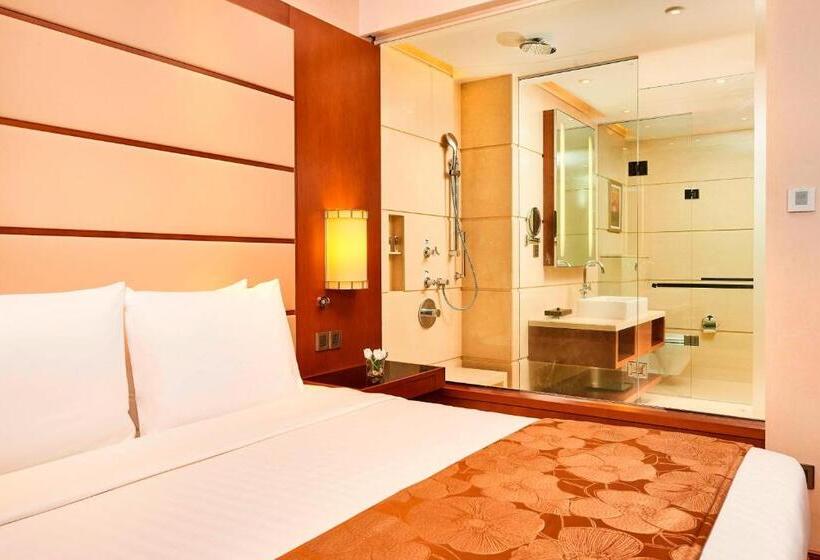 Люкс Повышенной Комфортности, Courtyard By Marriott Kochi Airport