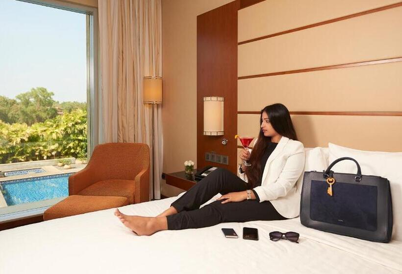 Номер Executive Кровать Кинг, Courtyard By Marriott Kochi Airport