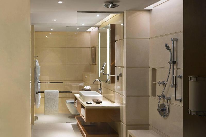 Номер Executive Кровать Кинг, Courtyard By Marriott Kochi Airport
