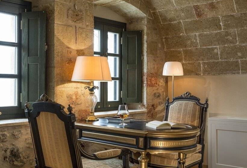 Люкс Superior Вид на Море, Moni Emvasis Luxury Suites