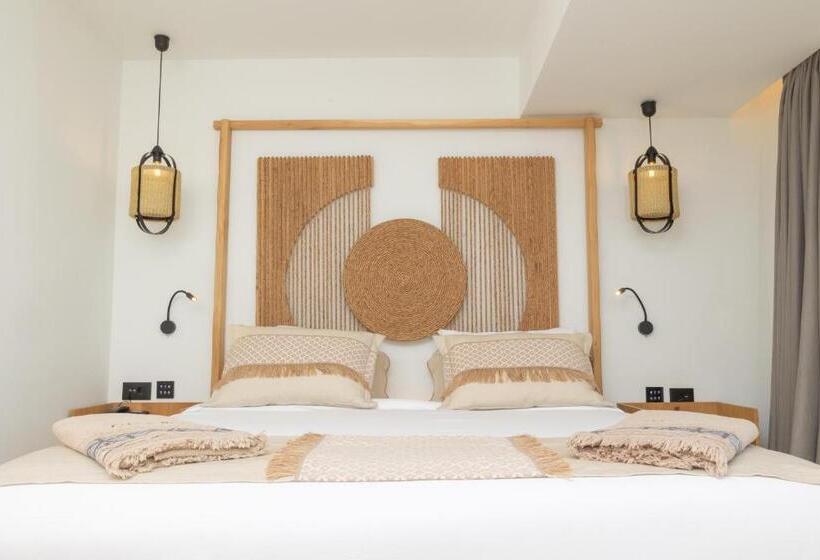片側に海が見えるデラックスルーム, Cabana Blu Hotel & Suites