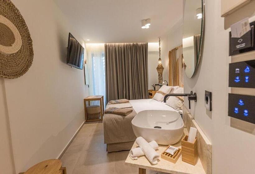 ガーデンビューデラックスルーム, Cabana Blu Hotel & Suites