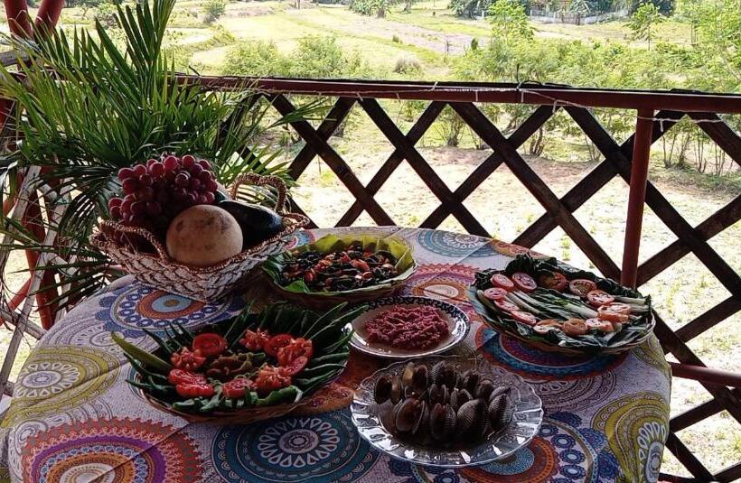 بنگله خانوادگی, Smyleinn Farm