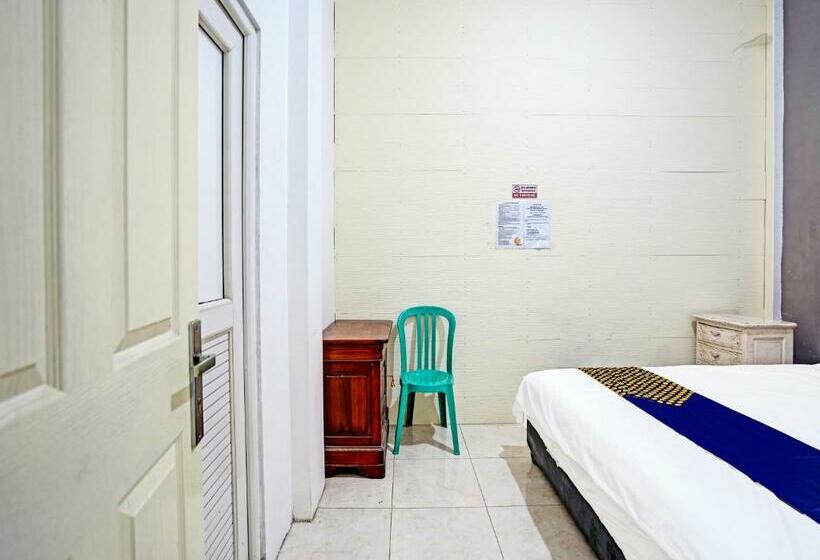 Номер Стандарт, Spot On 90943 Mochi 88 Homestay