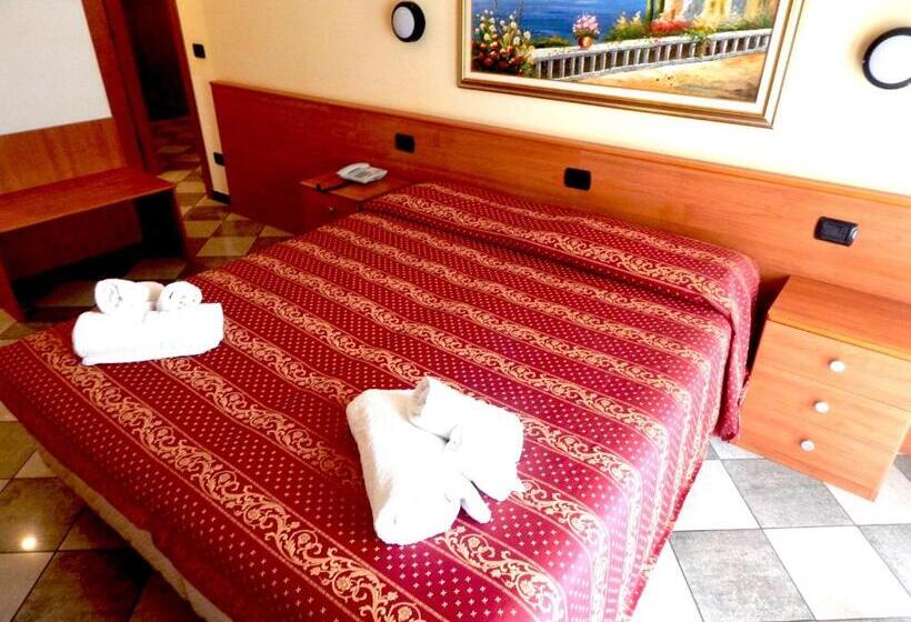 Апартаменты 1 Спальня, Residence Hotel Isabella