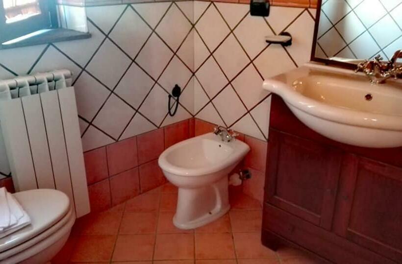 Номер Стандарт Трехместный, Agriturismo Santa Barbara