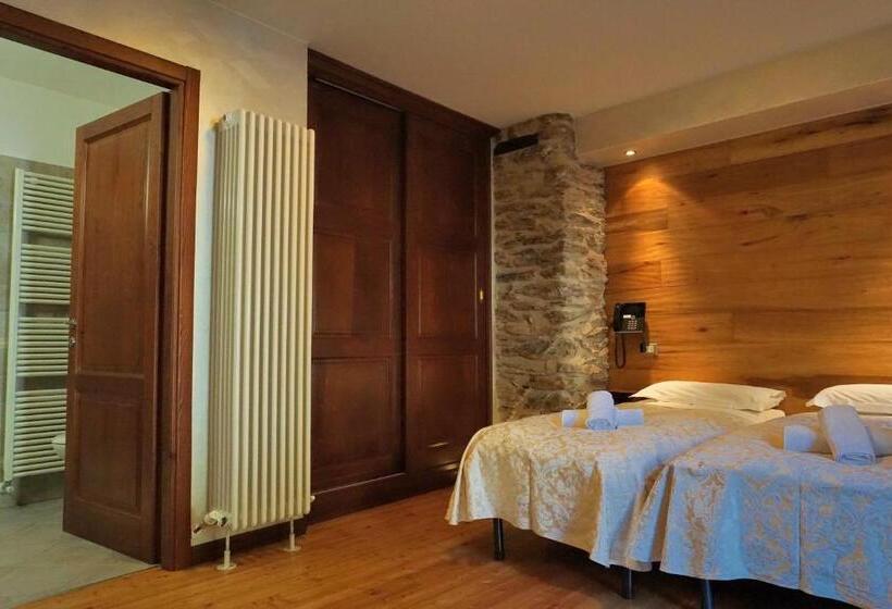Номер Стандарт Вид на Горы, Pensione Albergo Diffuso Ceaglio Valle Maira