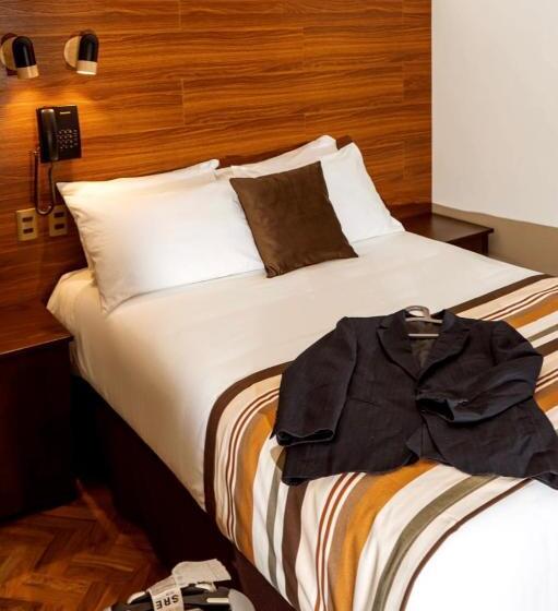 اتاق سوپریور, San Juan Suites